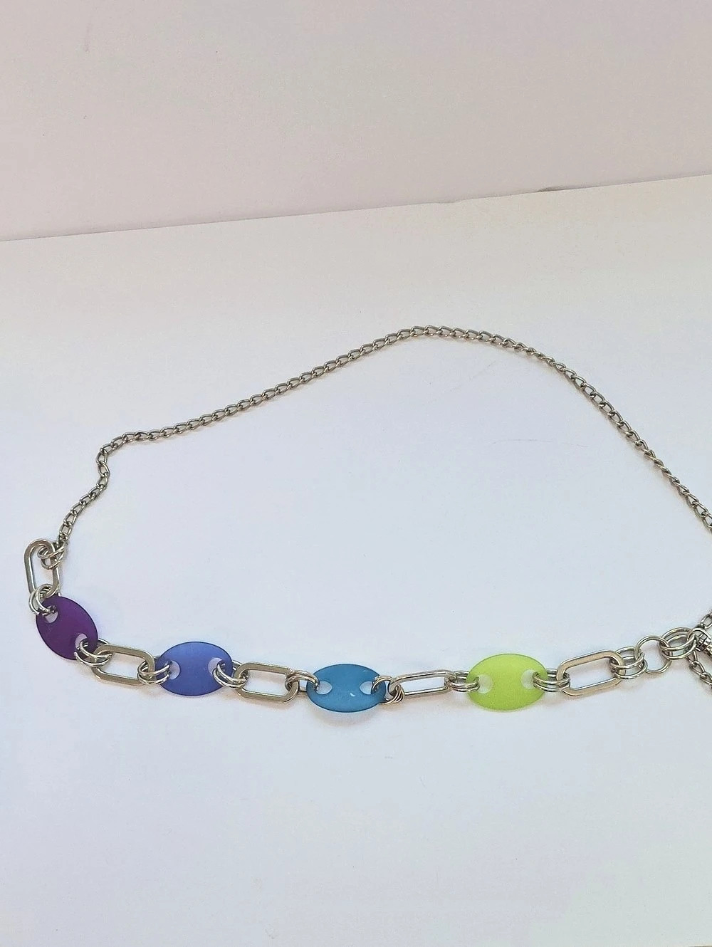 Multicolor Link Belt